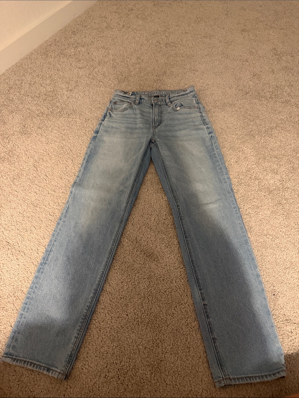American Eagle Outfitters Light Wash Straight-Leg Jeans